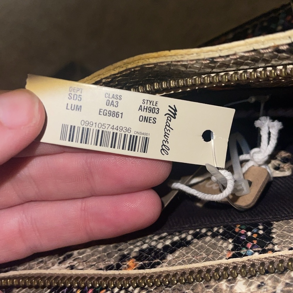 Madewell NWT❗️The Zip-Top Small Transport Crossbody: Snake Embossed - Picture 3 of 10